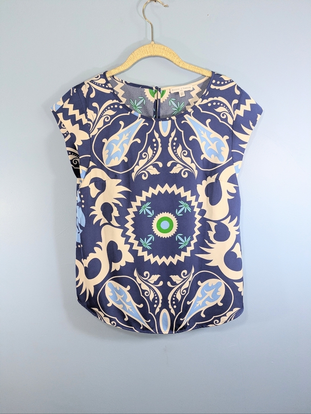 Maison d'Amelie Silky Blue Paisley Print Top Keyhole Back Closure